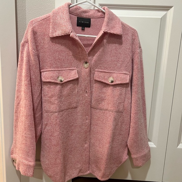 Small, Pink Shacket. - Picture 4 of 9